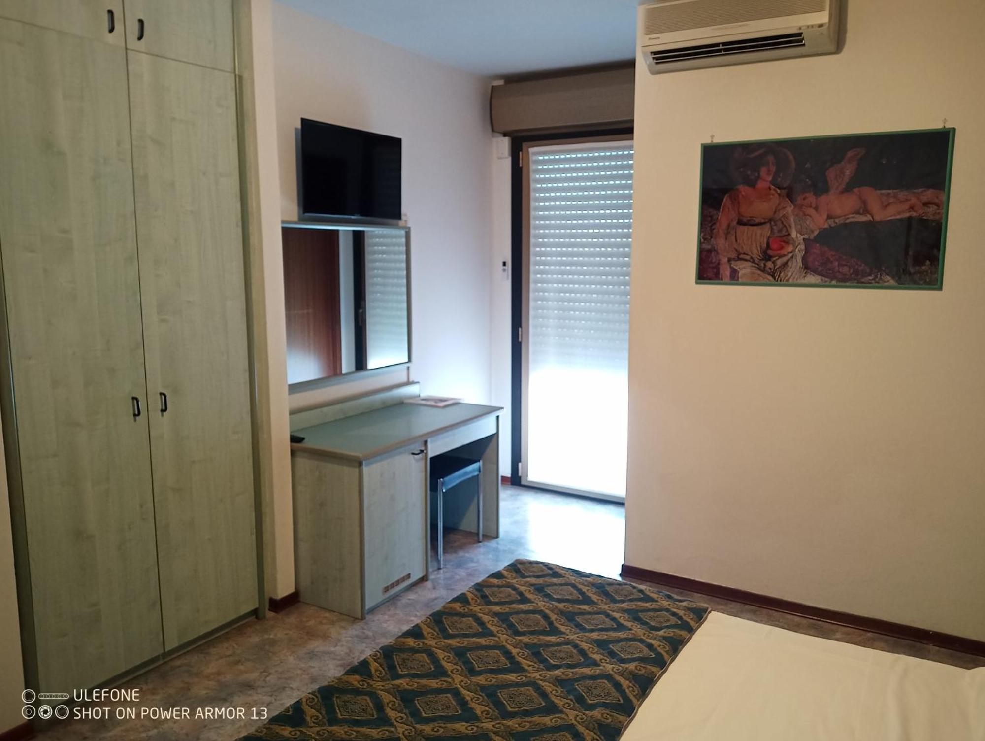 Hotel Firenze Бибионе Экстерьер фото