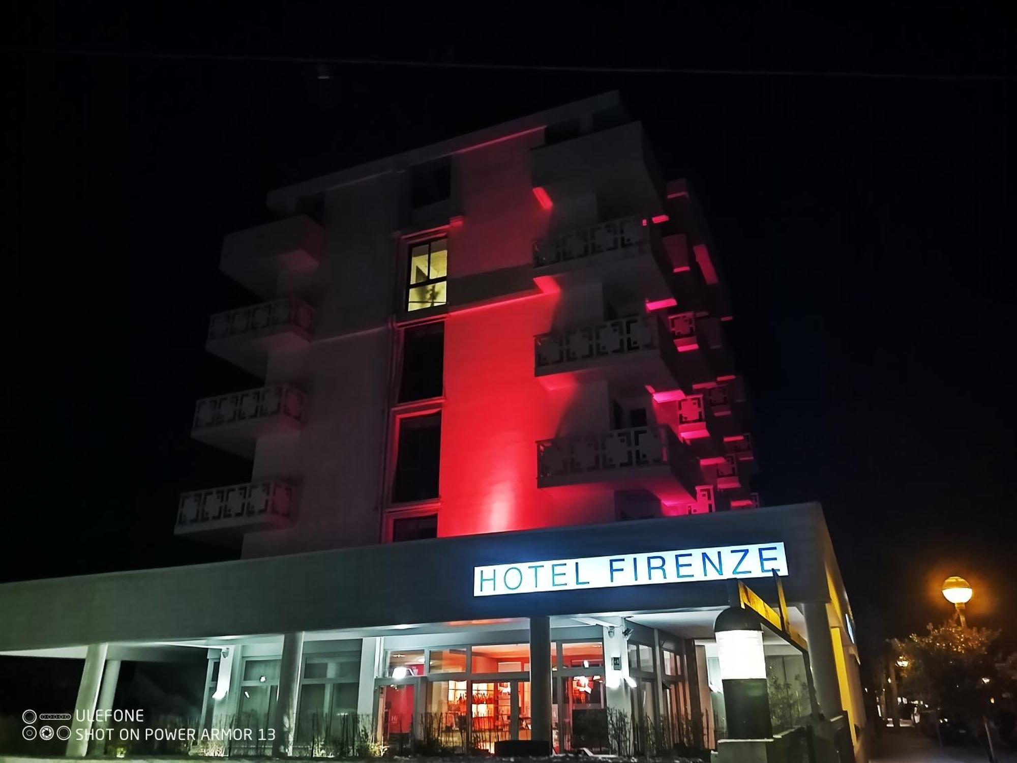 Hotel Firenze Бибионе Экстерьер фото