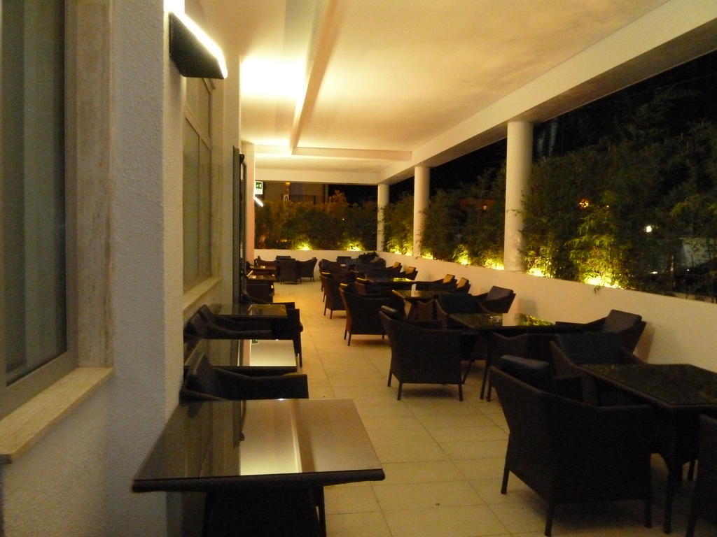 Hotel Firenze Бибионе Экстерьер фото
